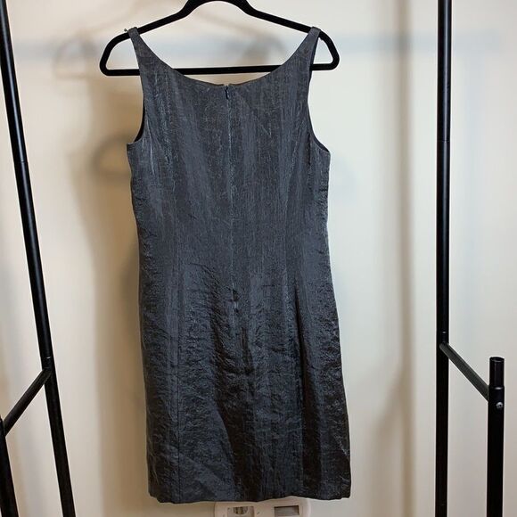 ❤️Last Chance Ann Taylor gray sleeveless sequined evening dress size 8 - Picture 5 of 14